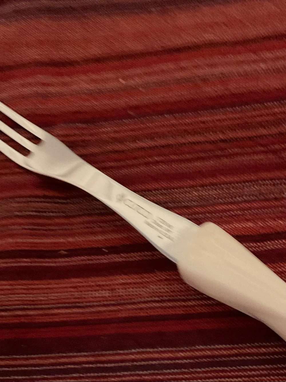 Cutco Cream Handle Curved Two-Tine Carving Fork #1726